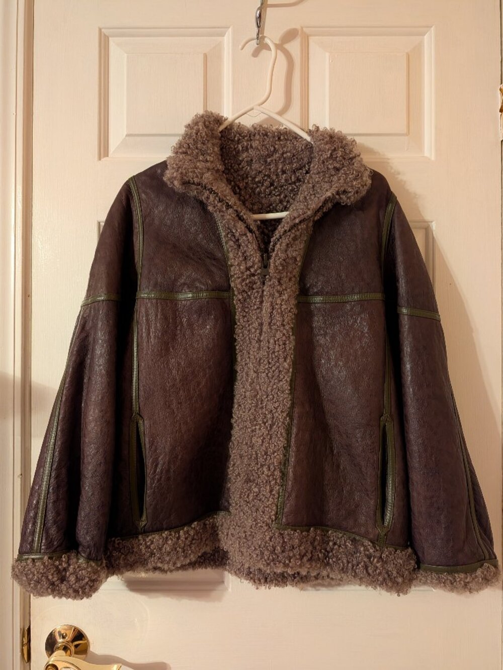 Vintage Genuine Shearling Sheepskin Leather Jacket Brown Men’s